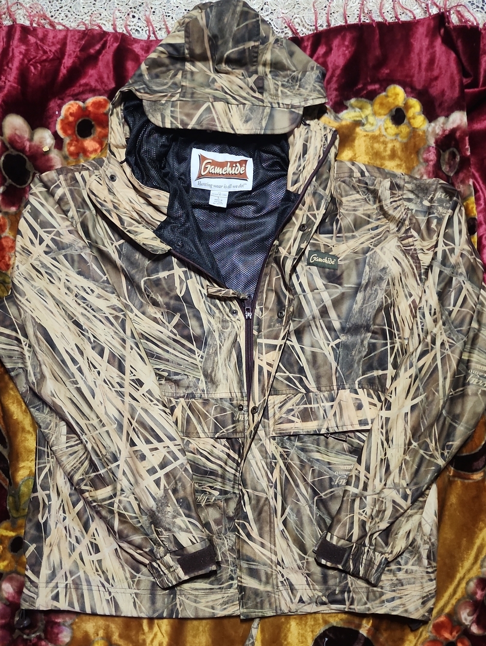 Gamehide Waterproof Lieghtwieght Camo Hooded Hunting Jacket